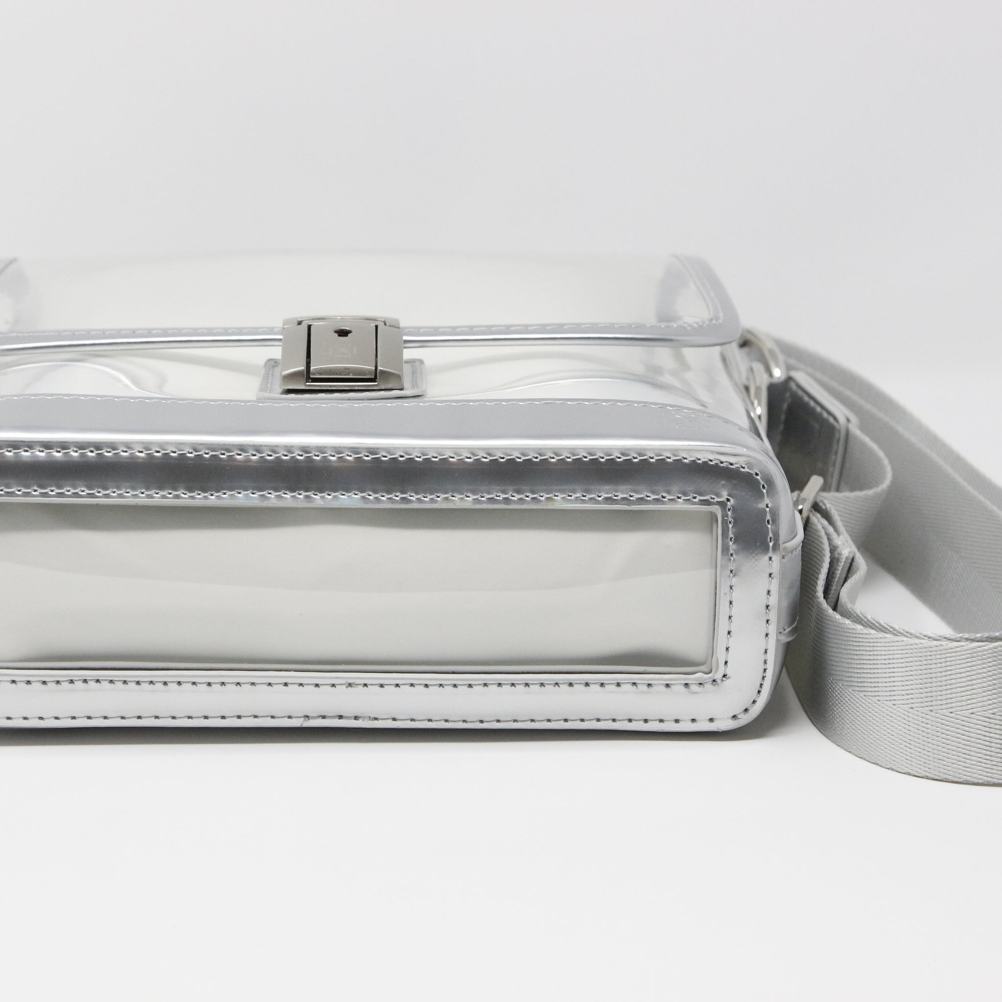 Messenger (Silver Holographic Leather, Platinum Liner) - Buy with Prime