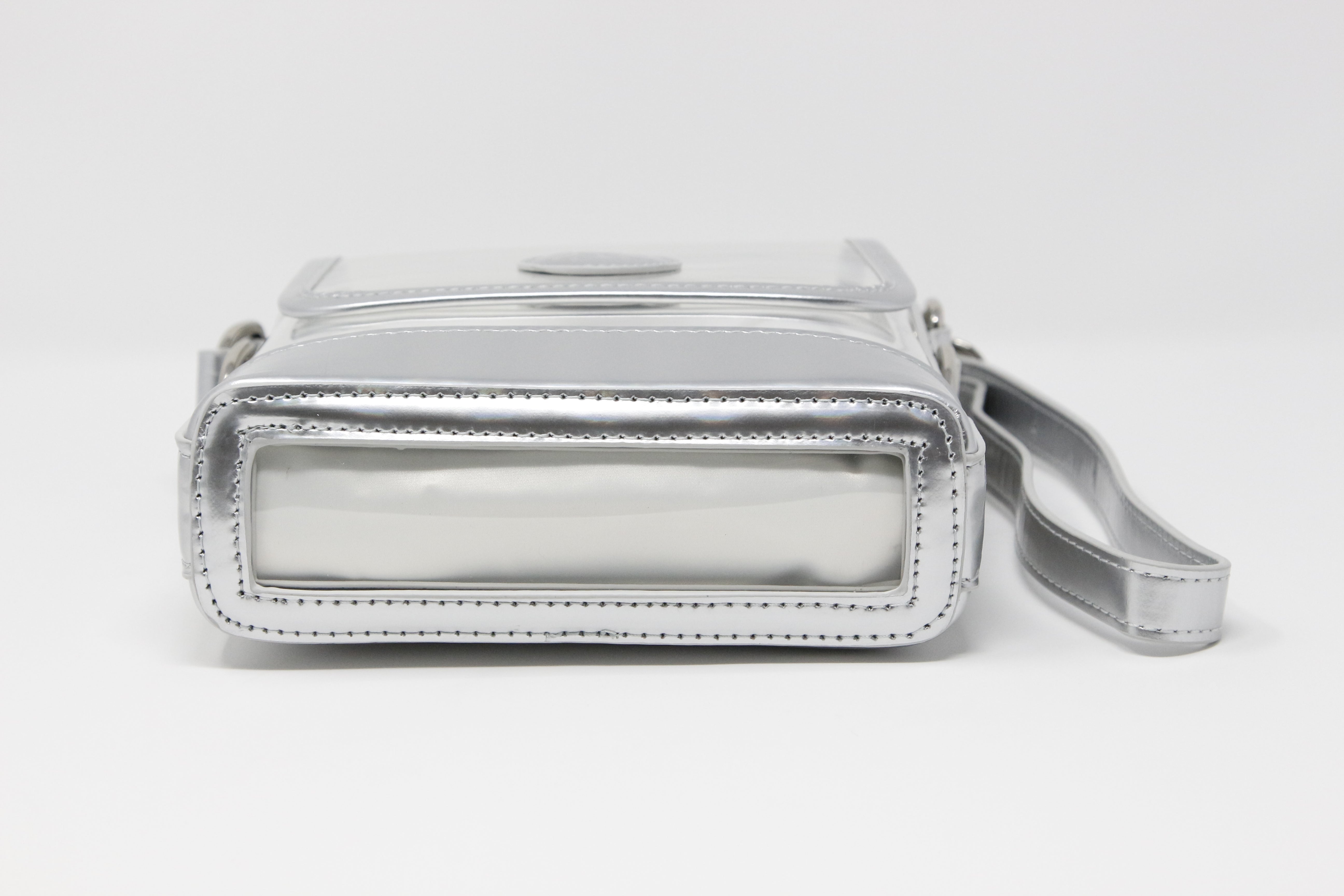 Memo - Silver Holographic Patent Leather – Dominie Luxury